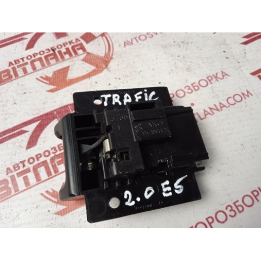 Плафон подсветки бардачка Opel Vivaro 2007-2014 93161034